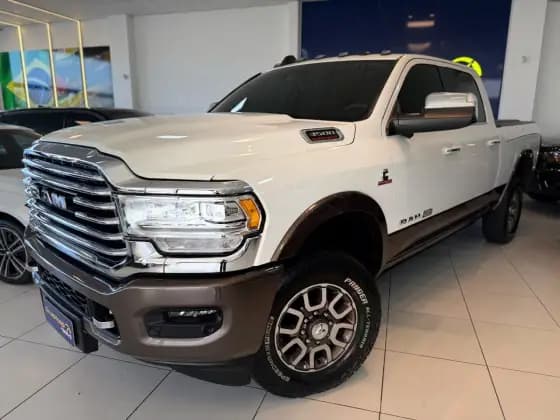 Carro 6.7 I6 TURBO DIESEL LIMITED LONGHORN CD 4X4 AUTOMÁTICO