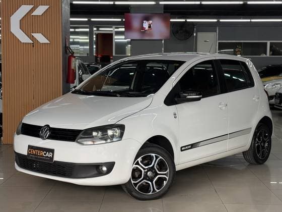 Carro 1.0 MI SELEÇÃO 8V FLEX 4P MANUAL