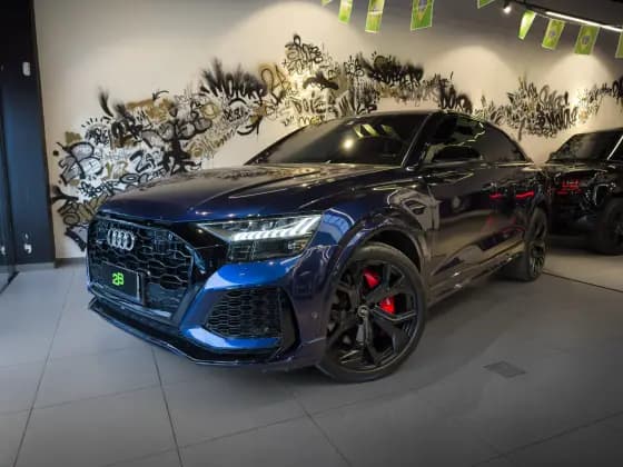 Carro 4.0 V8 TWINTURBO MHEV TIPTRONIC