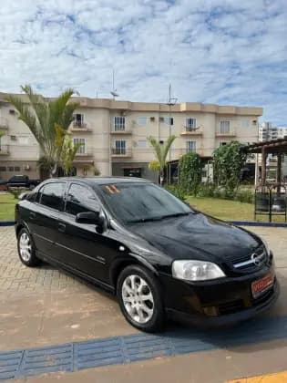 Carro 2.0 MPFI ADVANTAGE 8V FLEX 4P MANUAL