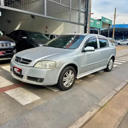 Carro 2.0 MPFI CD 8V GASOLINA 4P MANUAL