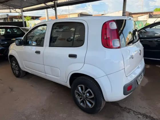 Carro 1.0 EVO VIVACE 8V FLEX 4P MANUAL