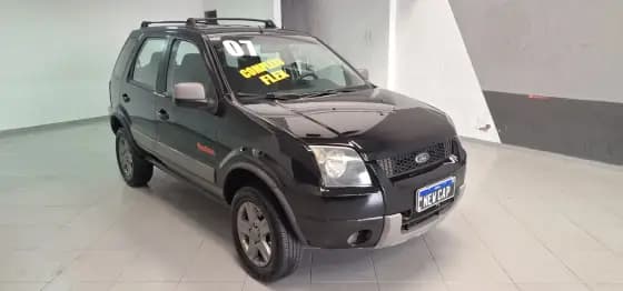 Carro 1.6 XLT FREESTYLE 8V FLEX 4P MANUAL
