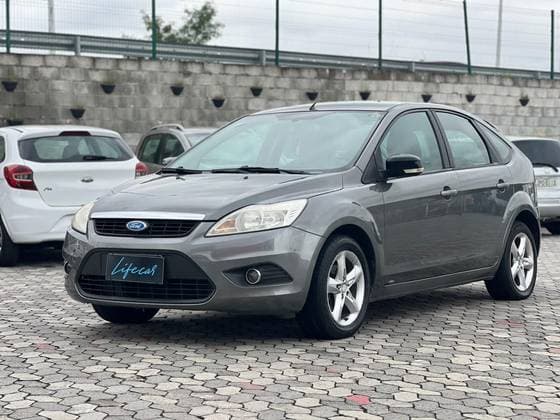 Carro 2.0 TITANIUM HATCH 16V FLEX 4P AUTOMÁTICO