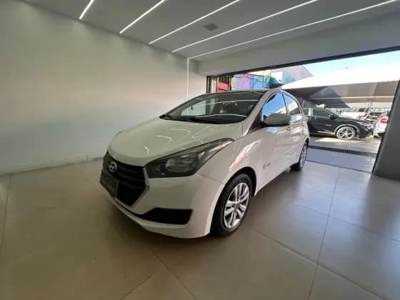 Carro 1.0 COMFORT PLUS 12V FLEX 4P MANUAL