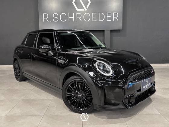 Carro 2.0 16V TWINPOWER GASOLINA S 4P STEPTRONIC