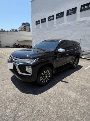 Carro 2.4 16V MIVEC TURBO DIESEL HPE-S AWD AUTOMÁTICO