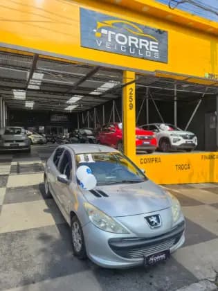 Carro 1.4 XR 8V FLEX 4P MANUAL