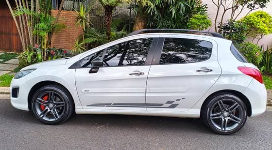 Carro 1.6 GRIFFE THP 16V GASOLINA 4P AUTOMÁTICO