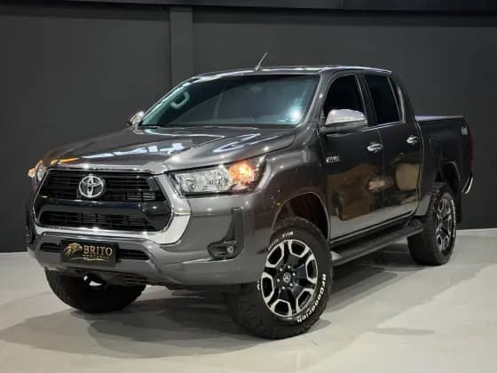 Carro 2.8 D-4D TURBO DIESEL CD SRV 4X4 AUTOMÁTICO