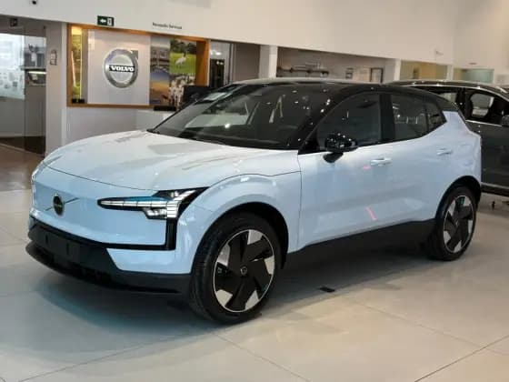 Carro 51 KW ELÉTRICO PLUS
