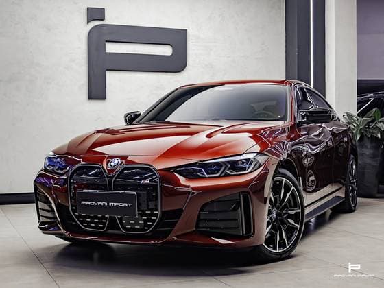 Carro ELÉTRICO M50