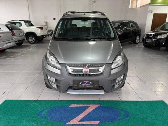 Carro 1.8 MPI ADVENTURE 16V FLEX 4P MANUAL