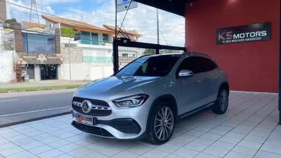 Carro 1.3 GCI GASOLINA AMG LINE 7G-DCT
