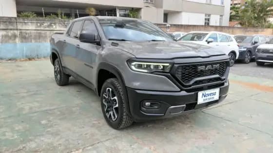 Carro 2.0 TURBO DIESEL REBEL 4X4 AUTOMÁTICO