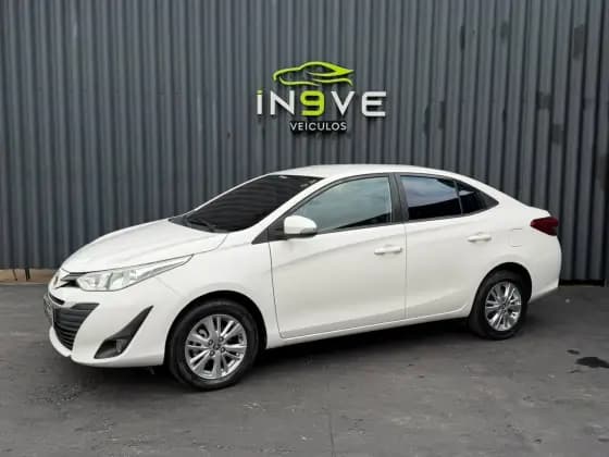 Carro 1.5 16V FLEX SEDAN XL MANUAL