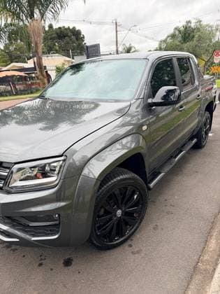 Carro 3.0 V6 TDI DIESEL HIGHLINE EXTREME CD 4MOTION AUTOMÁTICO