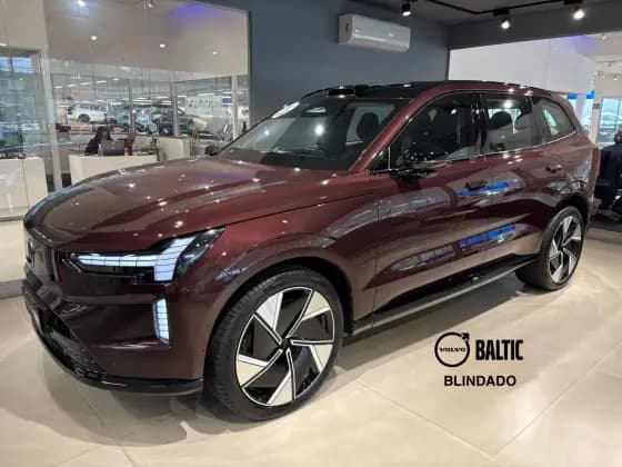 Carro P8 RECHARGE TWIN ELECTRIC PERFORMANCE ULTRA AWD
