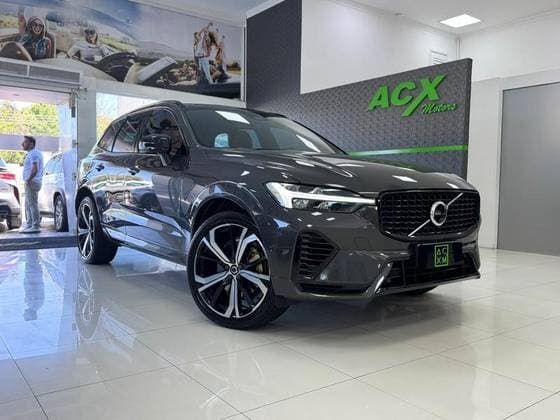 Carro 2.0 T8 RECHARGE ULTIMATE DARK AWD GEARTRONIC