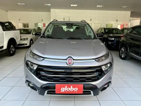 Carro 2.0 16V TURBO DIESEL VOLCANO 4WD AT9