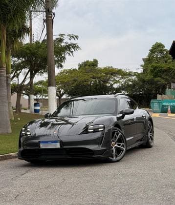 Carro 4 CROSS TURISMO ELÉTRICO