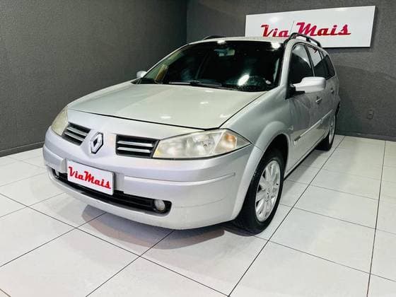 Carro 1.6 DYNAMIQUE GRAND TOUR 16V FLEX 4P MANUAL