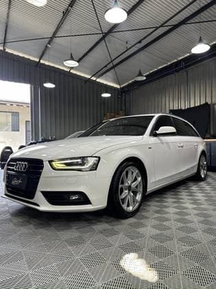 Carro 2.0 TFSI GASOLINA AVANT AMBITION 4P QUATTRO S TRONIC