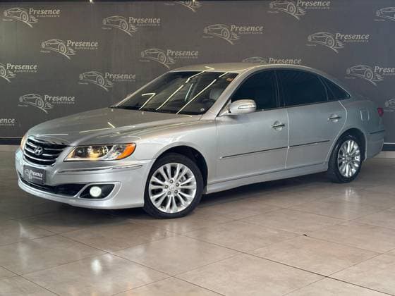 Carro 3.3 MPFI GLS SEDAN V6 24V GASOLINA 4P AUTOMÁTICO