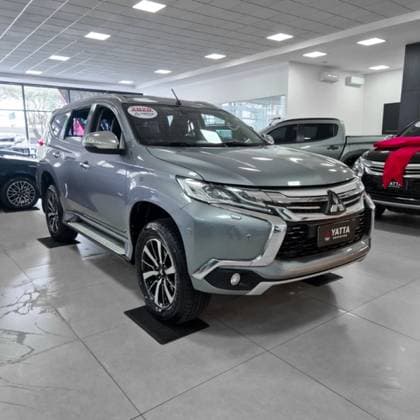 Carro 2.4 16V MIVEC TURBO DIESEL HPE AWD AUTOMÁTICO