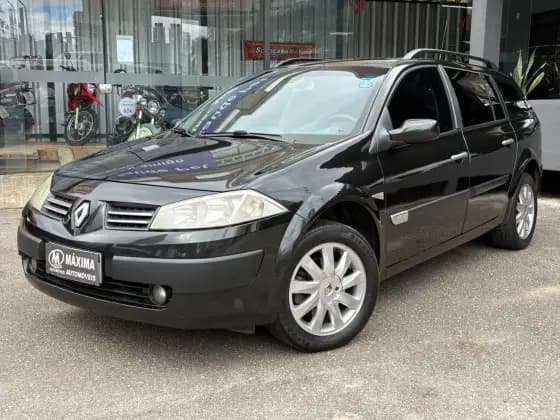 Carro 1.6 DYNAMIQUE GRAND TOUR 16V FLEX 4P MANUAL