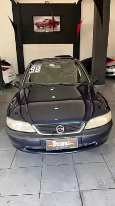Carro 2.0 MPFI GLS 8V GASOLINA 4P MANUAL