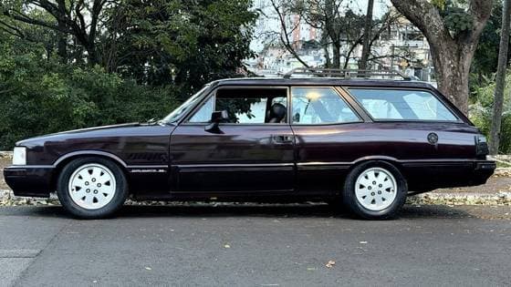 Carro 4.1 DIPLOMATA SE 12V ÁLCOOL 2P MANUAL