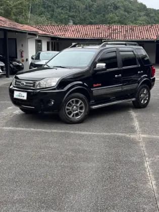 Carro 1.6 XLT FREESTYLE 8V FLEX 4P MANUAL