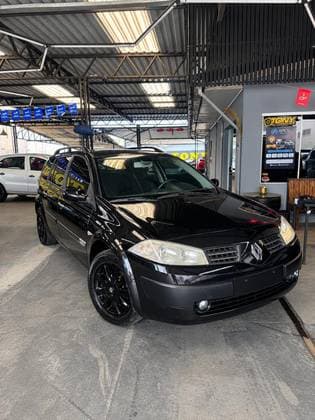 Carro 1.6 EXPRESSION GRAND TOUR 16V FLEX 4P MANUAL