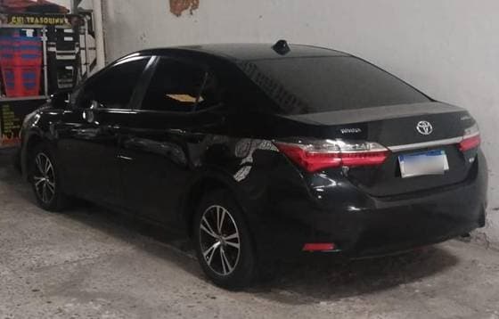 Carro 1.8 GLI UPPER 16V FLEX 4P AUTOMÁTICO