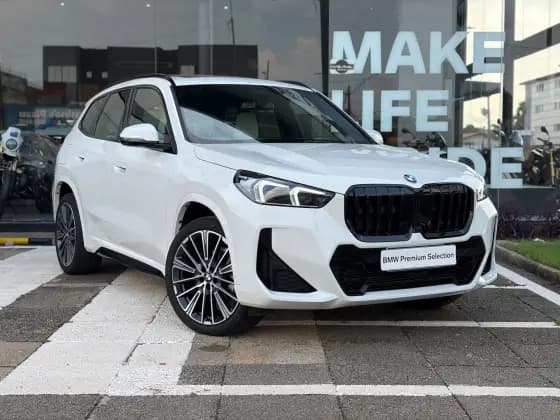 Carro 2.0 16V TURBO GASOLINA SDRIVE20I M SPORT STEPTRONIC