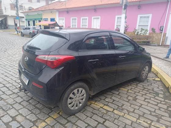 Carro 1.0 COMFORT 12V FLEX 4P MANUAL