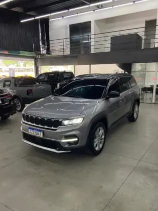 Carro 1.3 T270 TURBO FLEX LONGITUDE AT6