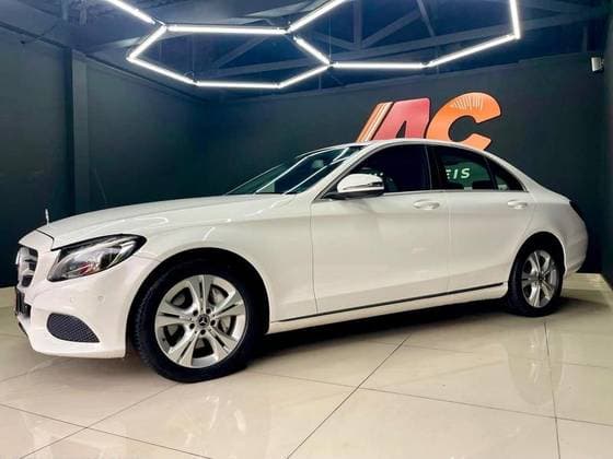 Carro 2.0 CGI GASOLINA AVANTGARDE 9G-TRONIC