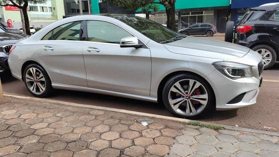 Carro 1.6 URBAN 16V GASOLINA 4P AUTOMÁTICO
