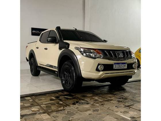 Carro 2.4 16V TURBO DIESEL SPORT GLS CD 4P 4X4 AUTOMÁTICO