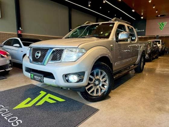Carro 2.5 SL 10 ANOS 4X4 CD TURBO ELETRONIC DIESEL 4P AUTOMÁTICO