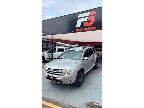 Carro 1.6 DYNAMIQUE 4X2 16V FLEX 4P MANUAL