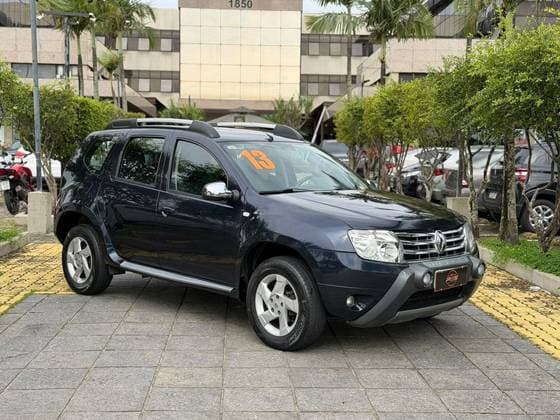 Carro 1.6 DYNAMIQUE 4X2 16V FLEX 4P MANUAL