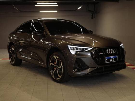 Carro ELÉTRICO SPORTBACK PERFORMANCE BLACK QUATTRO