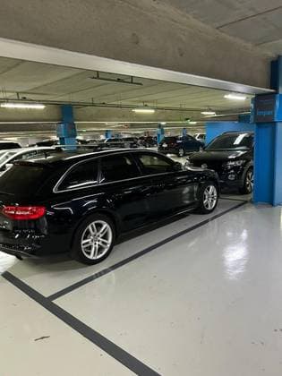 Carro 1.8 TFSI AMBIENTE AVANT GASOLINA 4P MULTITRONIC