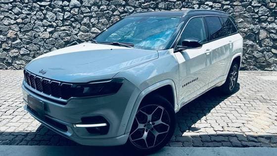 Carro 2.0 TD380 TURBO DIESEL OVERLAND AT9