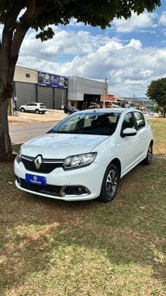 Carro 1.6 EXPRESSION 8V FLEX 4P MANUAL