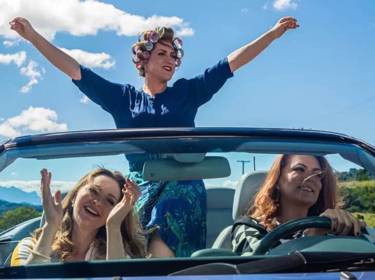 Carros emblemáticos de mães de séries TV e cinema