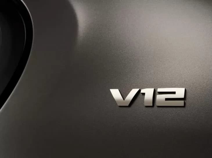 Série 7 vai marcar o adeus ao motor V12 da BMW